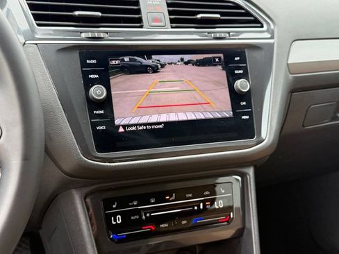 Used 2023 Volkswagen Tiguan SE FWD image 20