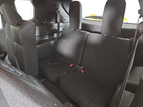 Used 2024 Mitsubishi Outlander ES AWD/4WD image 14