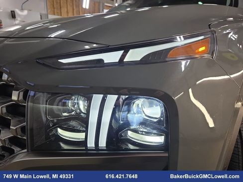 Used 2023 Hyundai Santa Fe Limited image 35