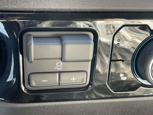 New 2026 Chevrolet Silverado 1500 LT image 14