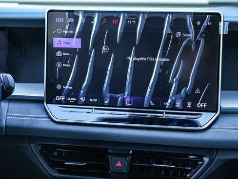 New 2026 Volkswagen Tiguan SE R-Line image 30