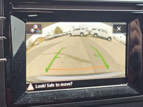 Used 2018 Volkswagen Passat 2.0T S image 8