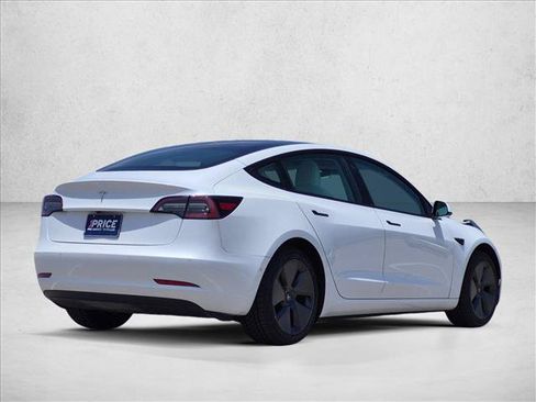 Used 2021 Tesla Model 3 Standard Range Plus RWD image 5