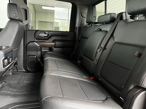 Used 2021 GMC Sierra 2500 SLT w/ SLT Premium Package AWD/4WD image 25