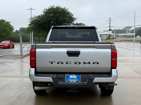 Used 2024 Toyota Tacoma SR5 RWD image 4