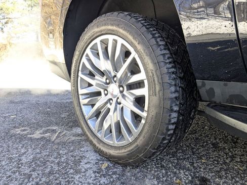 Certified 2022 GMC Yukon XL SLT w/ SLT Premium Package image 37