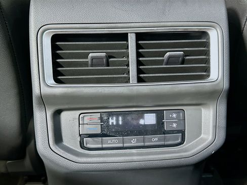 Used 2024 Volkswagen Atlas Peak Edition SEL image 25