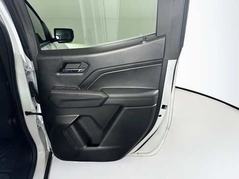 Used 2023 GMC Canyon Elevation image 28