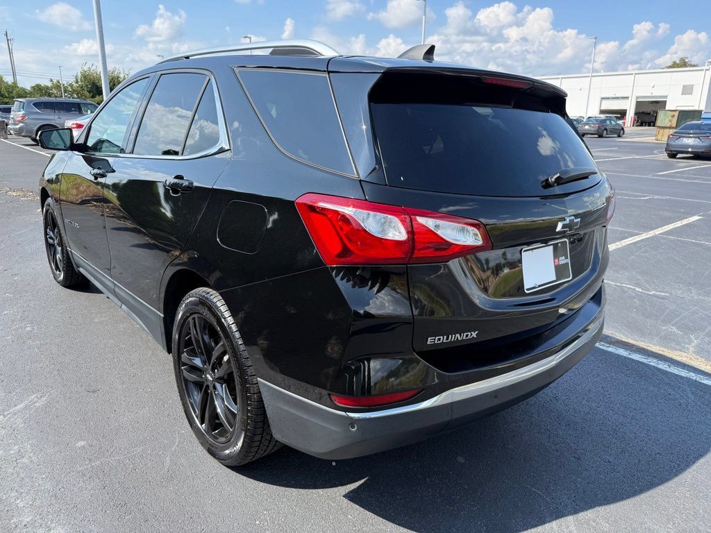 Used 2020 Chevrolet Equinox LT w/ Midnight Edition FWD image 4
