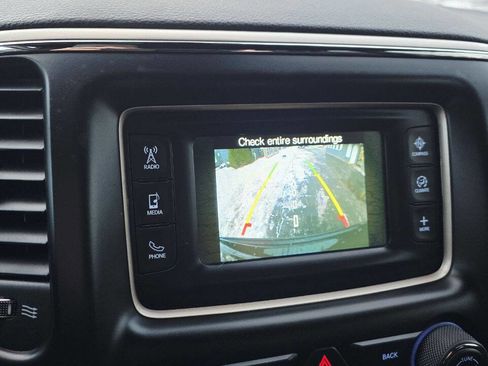 Used 2017 Jeep Grand Cherokee Laredo image 17