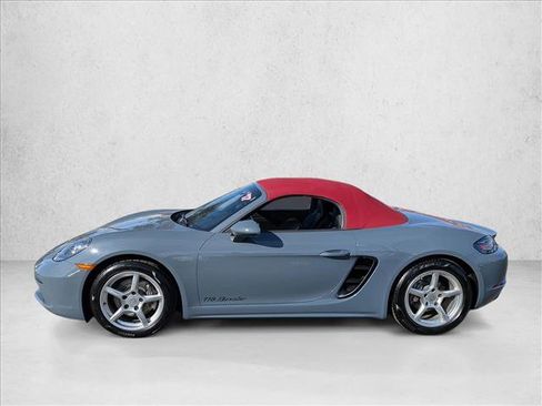 Used 2017 Porsche 718 Boxster w/ Sport Chrono Package image 10
