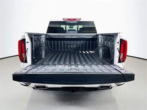 Used 2024 GMC Sierra 1500 AT4 w/ Technology Package image 27