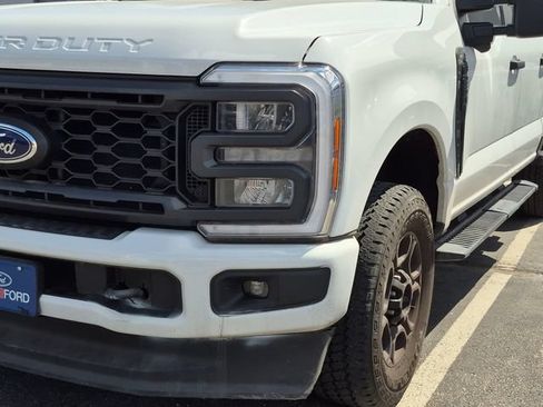 Used 2023 Ford F250 XL w/ STX Appearance Package AWD/4WD image 4