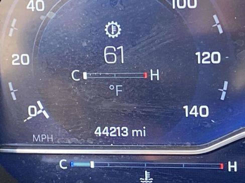 Used 2025 Chevrolet Silverado 1500 LT image 25