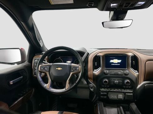 Used 2021 Chevrolet Silverado 1500 High Country w/ Technology Package AWD/4WD image 26