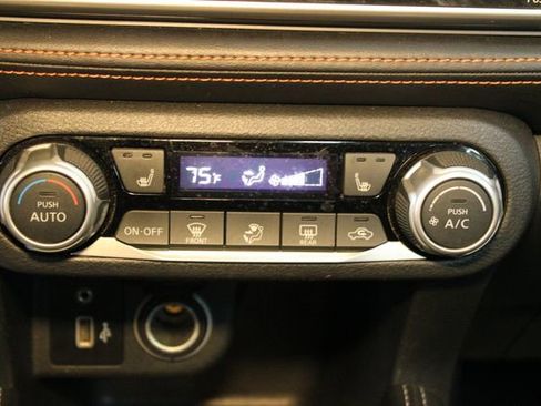 Used 2020 Nissan Kicks SR w/ SR Premium Package image 20