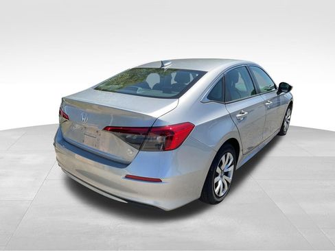 Used 2023 Honda Civic LX image 9