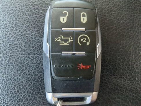 Used 2019 RAM 2500 Laramie image 31