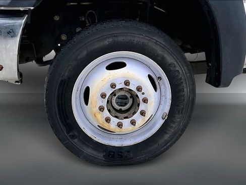 Used 2015 Ford F550 4x4 Regular Cab Super Duty image 23