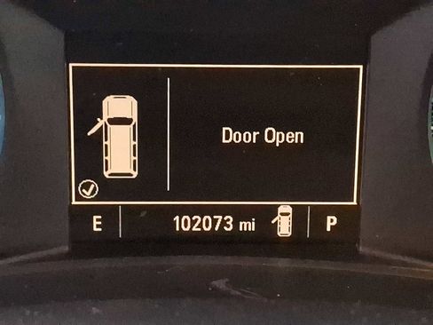 Used 2018 Chevrolet Equinox LT image 19