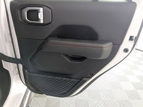 Used 2020 Jeep Gladiator Rubicon image 31