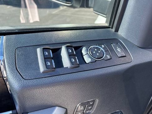 Used 2022 Ford F350 4x4 Crew Cab Super Duty image 15