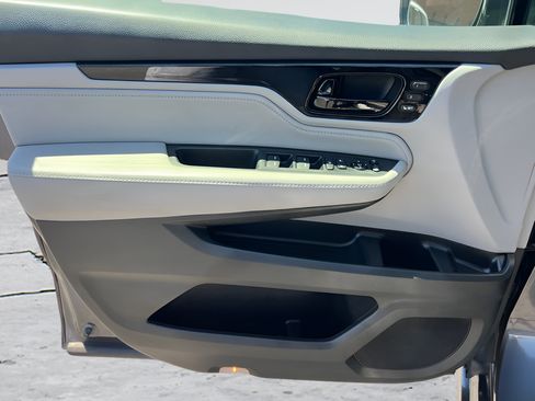 Used 2018 Honda Odyssey Elite image 34