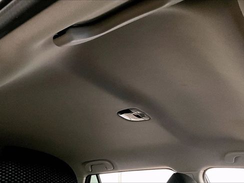 Used 2019 Subaru Outback 2.5i Premium image 21