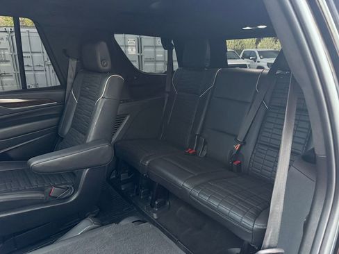 Used 2022 Cadillac Escalade Sport Platinum AWD/4WD image 31