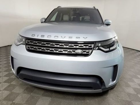 Used 2020 Land Rover Discovery SE AWD/4WD image 11