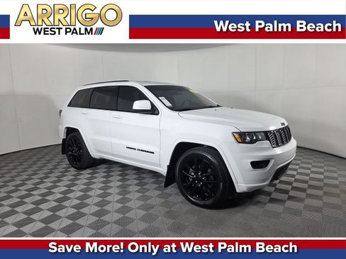 Used 2019 Jeep Grand Cherokee Altitude RWD image 1