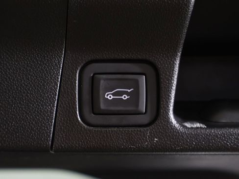 Used 2023 GMC Acadia SLE w/ Driver Convenience Package image 22