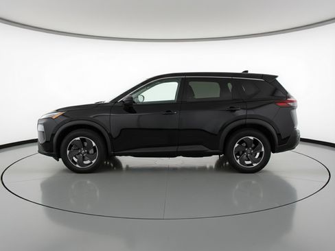 Used 2025 Nissan Rogue SV image 5