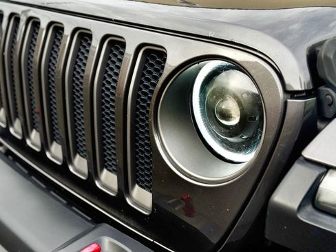 Used 2019 Jeep Wrangler Unlimited Rubicon AWD/4WD image 18