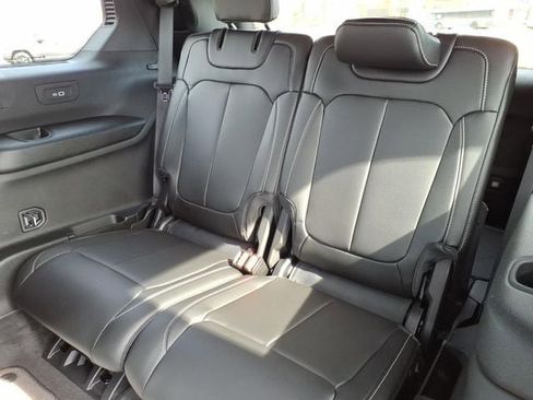 New 2026 Jeep Grand Cherokee L Limited AWD/4WD image 11