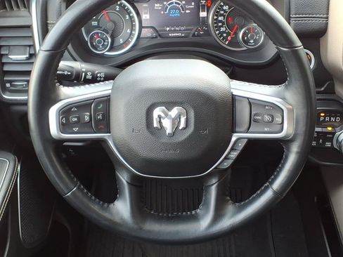Used 2022 RAM 1500 Laramie AWD/4WD image 13