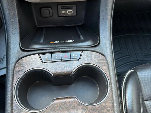 Used 2023 GMC Acadia Denali w/ Denali Ultimate Package image 20