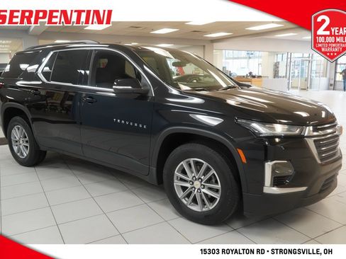 Used 2023 Chevrolet Traverse LT image 12