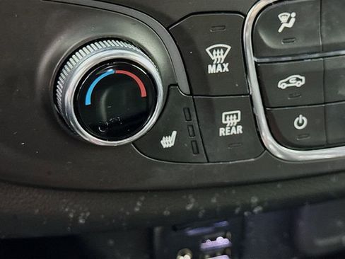 Used 2023 Chevrolet Traverse RS w/ LPO, Floor Liner Package image 23