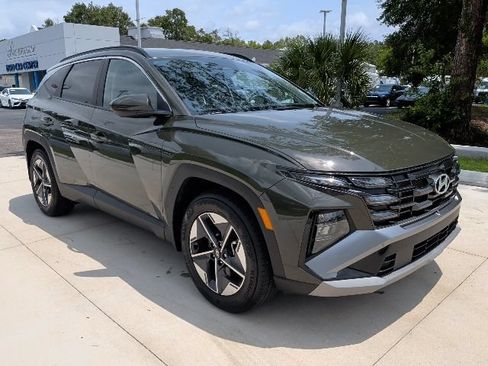 Certified 2025 Hyundai Tucson SEL FWD image 2