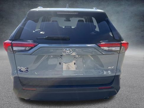 Used 2023 Toyota RAV4 XLE image 4