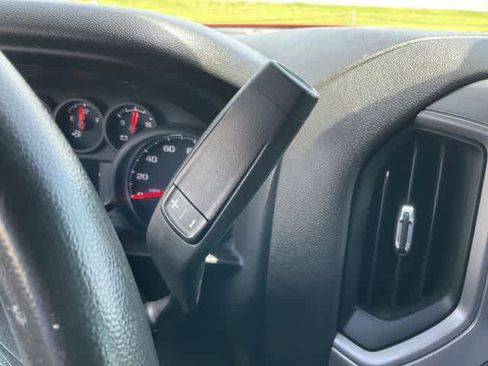 Used 2022 Chevrolet Silverado 1500 Custom RWD image 22