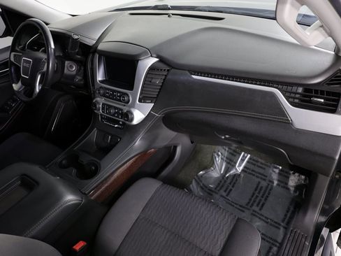 Used 2018 GMC Yukon SLE w/ SLE Value Package image 26