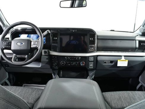 New 2026 Ford F350 XLT w/ XLT Premium Package AWD/4WD image 7