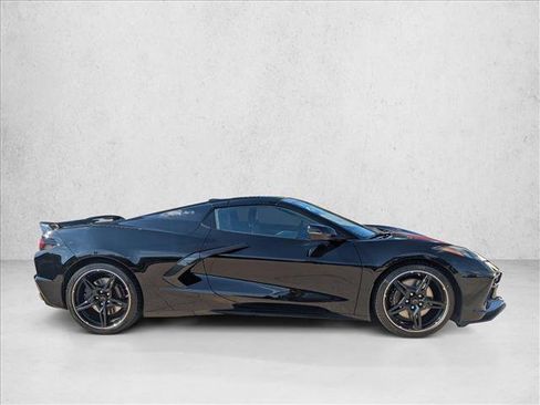 Used 2023 Chevrolet Corvette Stingray Premium Conv w/ Z51 Performance Package image 4