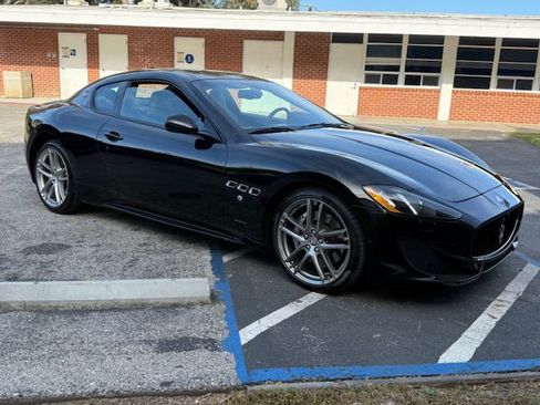 Used 2017 Maserati GranTurismo Sport image 8