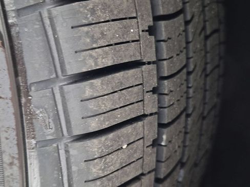 Used 2025 Tesla Model 3 RWD image 13