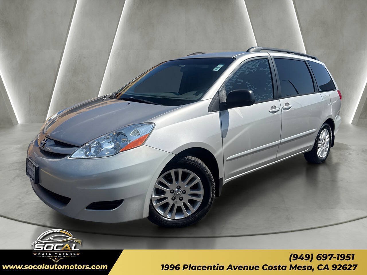 Used 2008 Toyota Sienna LE FWD image 1