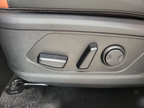 Used 2023 Kia Sportage SX FWD image 20
