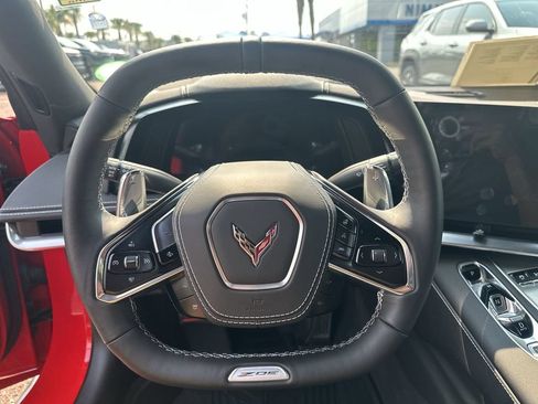 Used 2025 Chevrolet Corvette Z06 RWD image 21